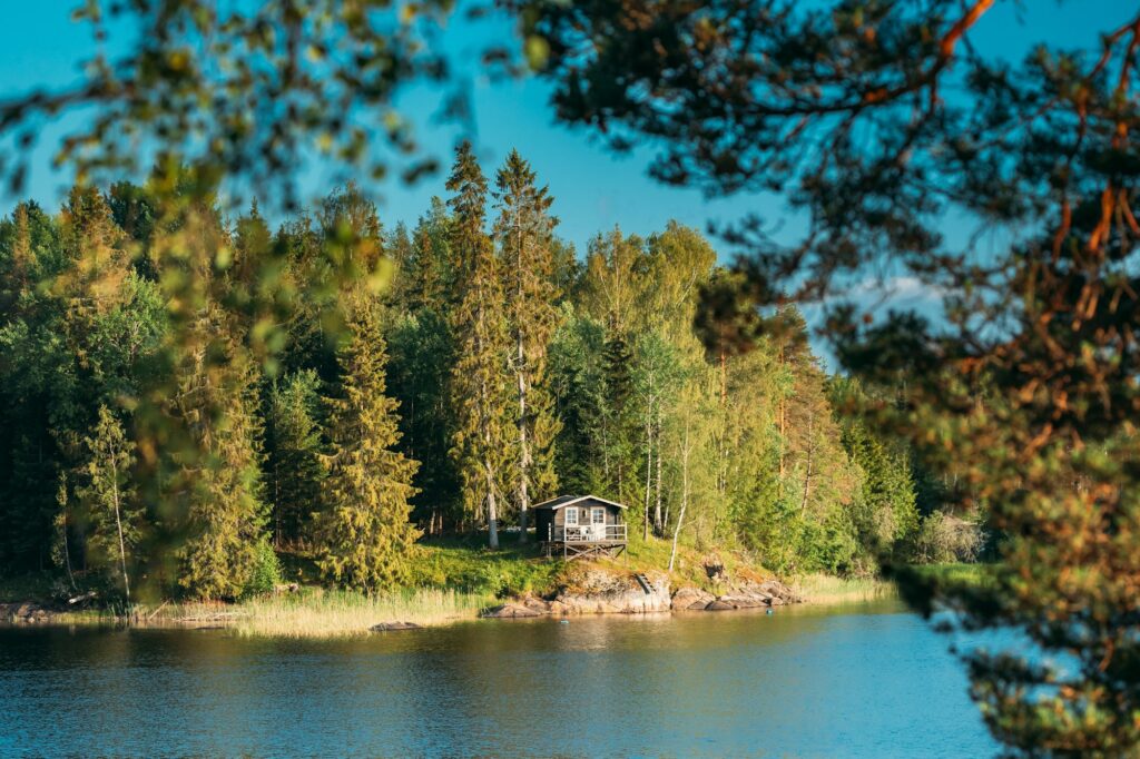 Hvordan kommer jeg af med sommerhuslugt?