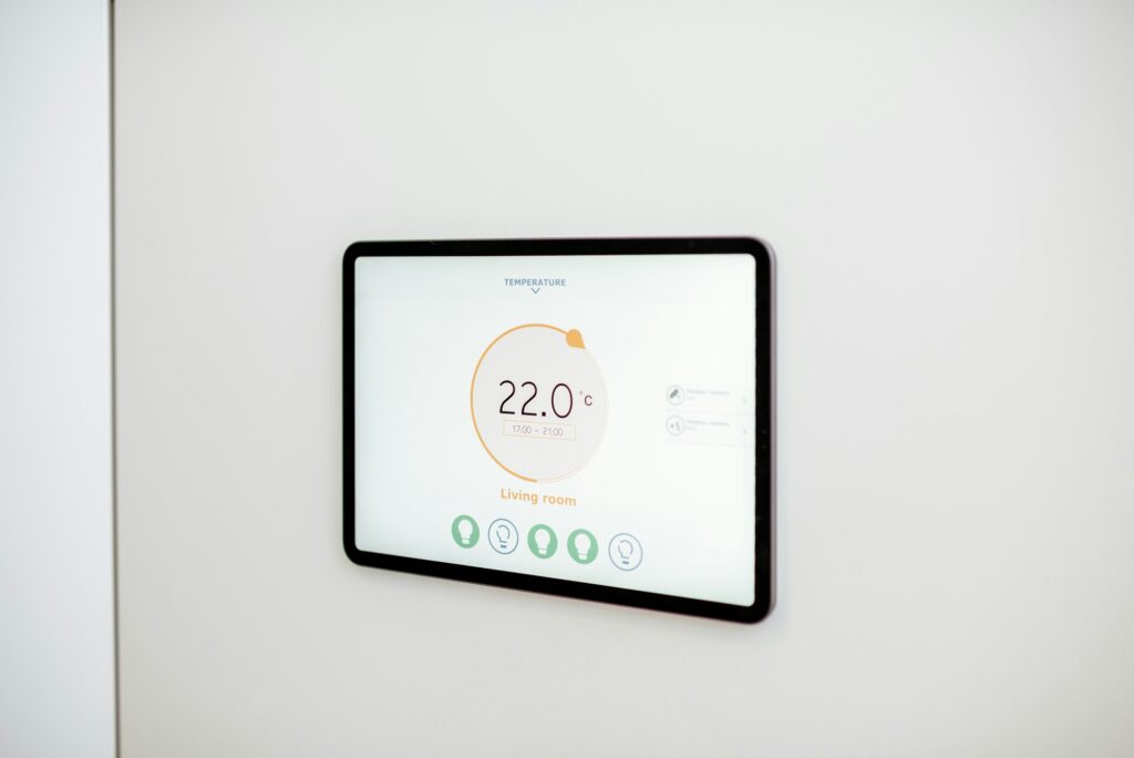 Digital touch screen panel for smart home managing